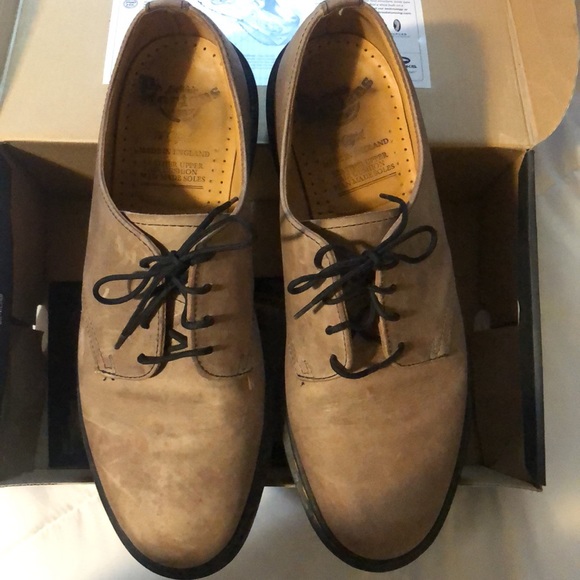 Men’s Dr Martens. Used. Size 9. - Picture 2 of 6